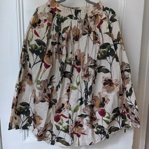 *Sold* Zara floral midi skirt